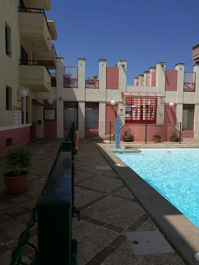 Arinaga Beach & Pool Apartment 0*,