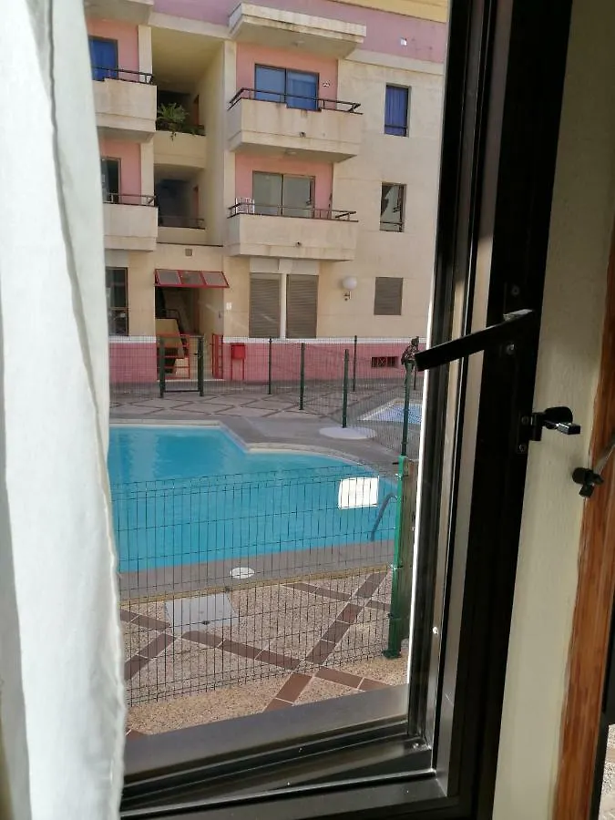 Arinaga Beach & Pool Apartment