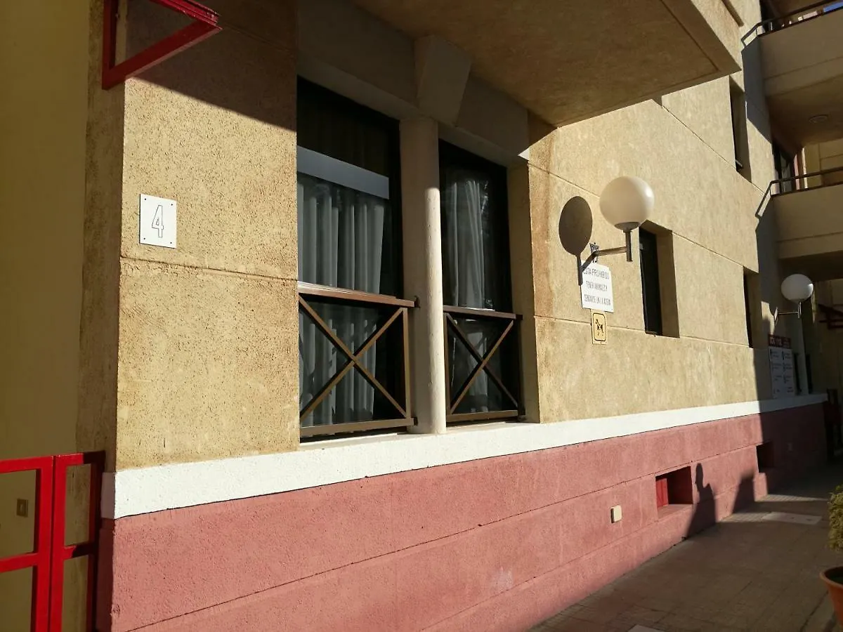 Arinaga Beach & Pool Apartment 0*,